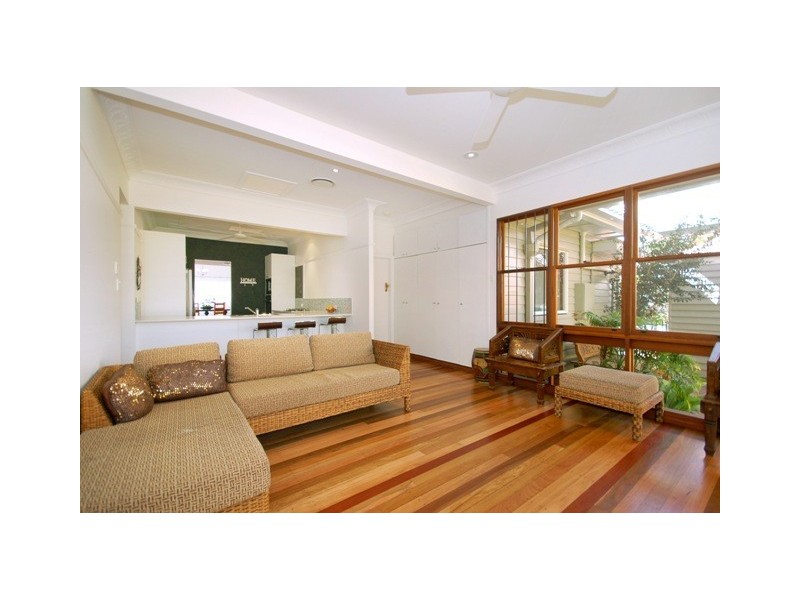 46 Lade Street, Coorparoo QLD 4151