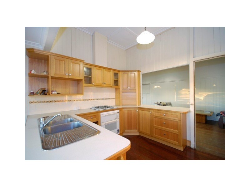 15 Hamel Street, Camp Hill QLD 4152