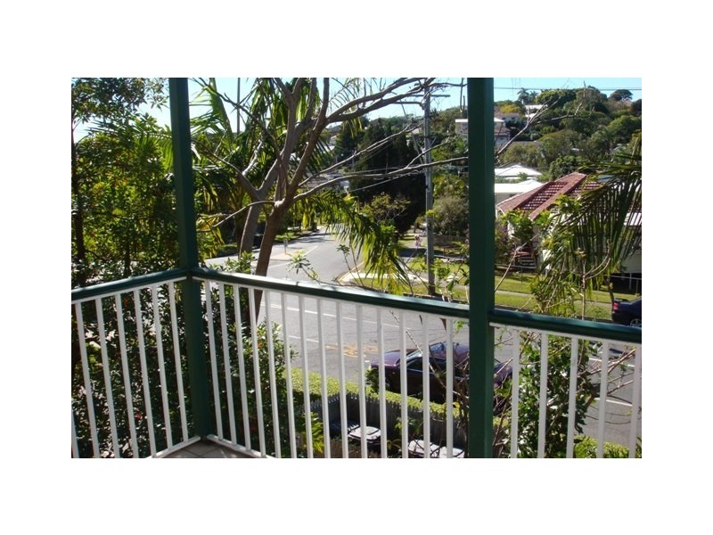 3/36 Pembroke Road, Coorparoo QLD 4151