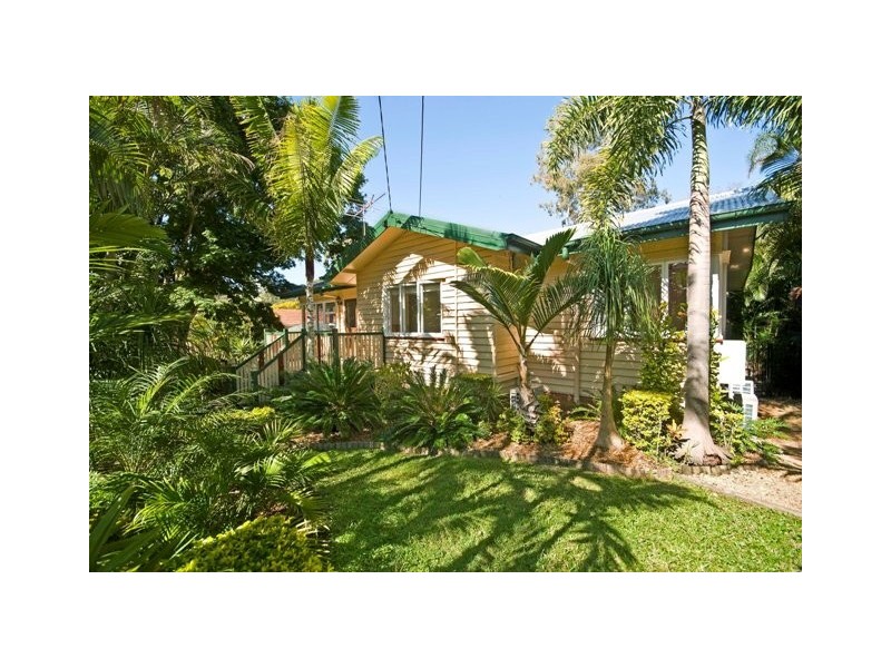 51 Park Street, Coorparoo QLD 4151