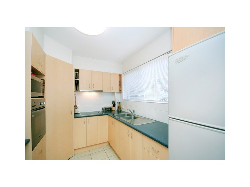 1/24 Raby Road, Coorparoo QLD 4151