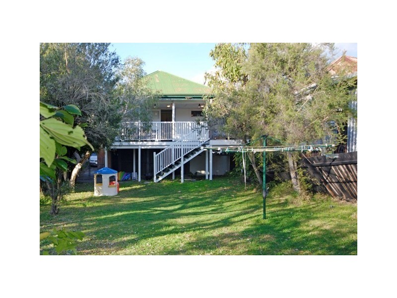 20 Baragoola Street, Coorparoo QLD 4151