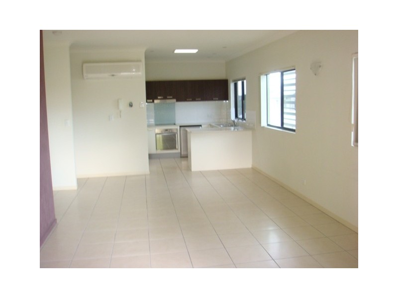 30 Crump Street, Holland Park West QLD 4121