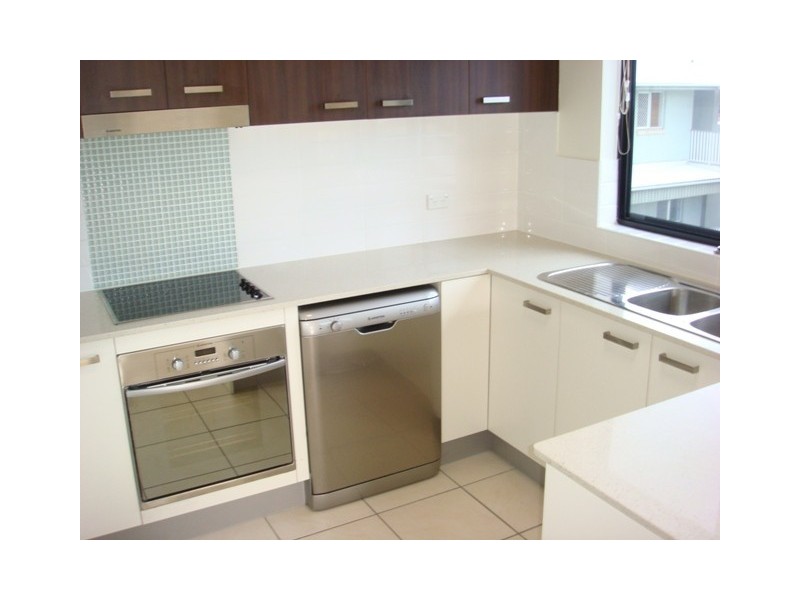 30 Crump Street, Holland Park West QLD 4121