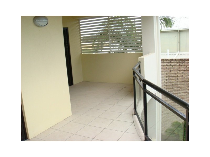 30 Crump Street, Holland Park West QLD 4121