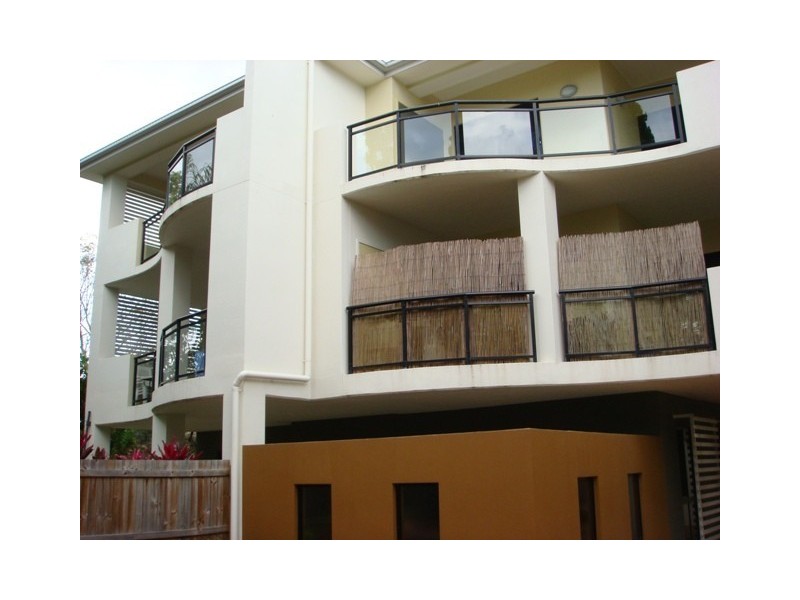 30 Crump Street, Holland Park West QLD 4121