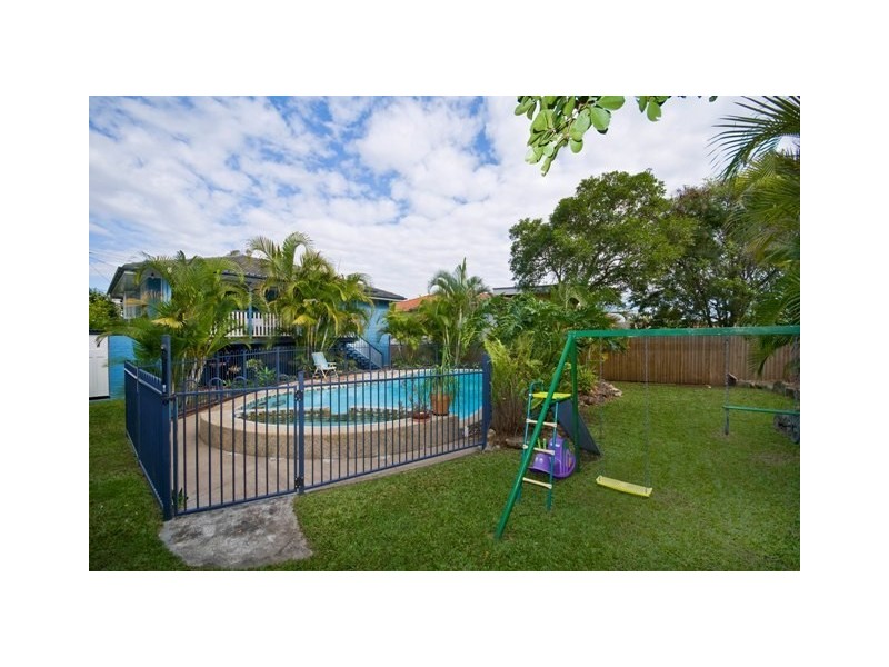 26 Greens Road, Coorparoo QLD 4151