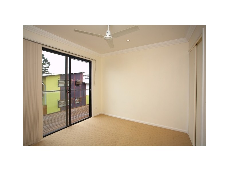 10/13 Talbot Street, Coorparoo QLD 4151