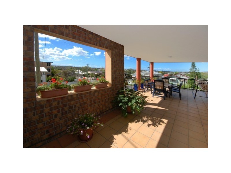 1/57 Eighth Avenue, Coorparoo QLD 4151