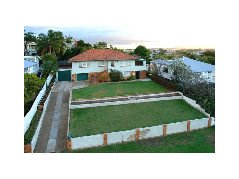 67 Macaulay Street, Coorparoo QLD 4151