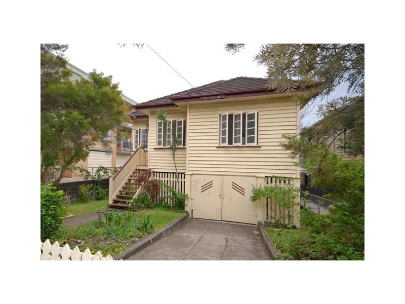 38 York Street, Coorparoo QLD 4151