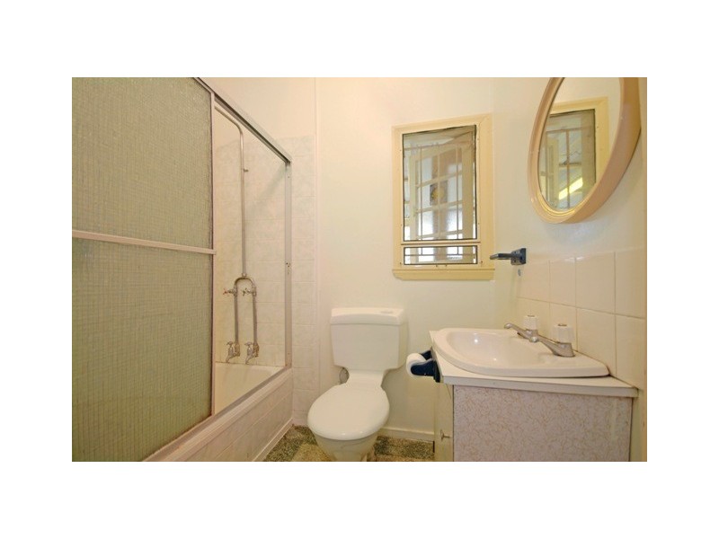 38 York Street, Coorparoo QLD 4151