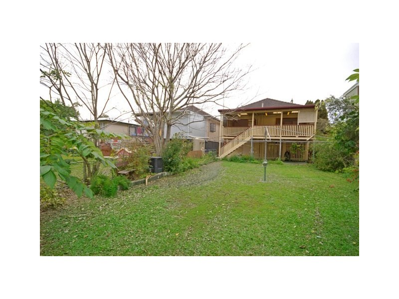 38 York Street, Coorparoo QLD 4151