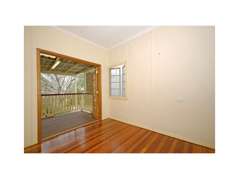 38 York Street, Coorparoo QLD 4151