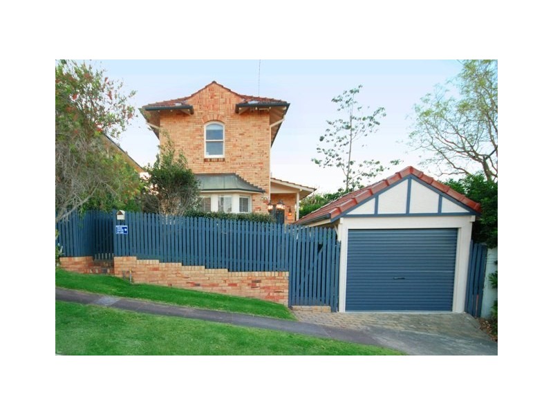 10 Barradine Street, Greenslopes QLD 4120