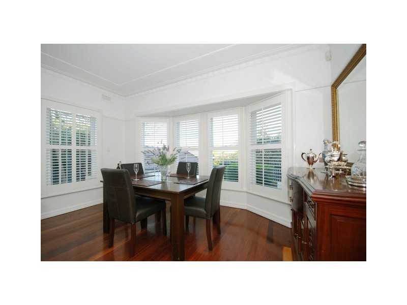 10 Barradine Street, Greenslopes QLD 4120