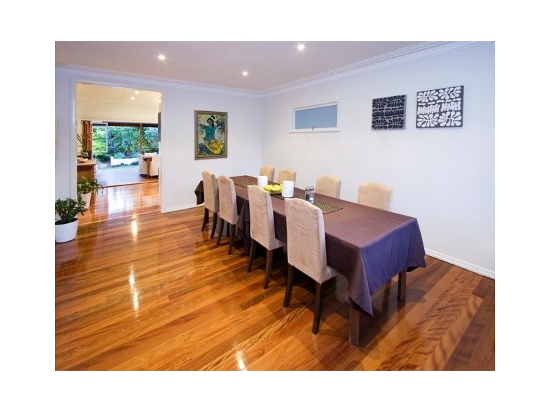 22 Elgar Street, Holland Park QLD 4121