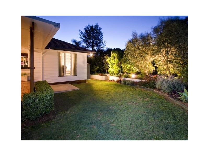 22 Elgar Street, Holland Park QLD 4121