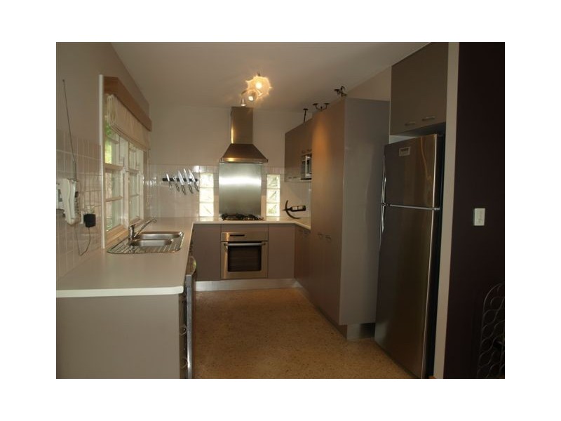 262 Bennetts Road, Norman Park QLD 4170