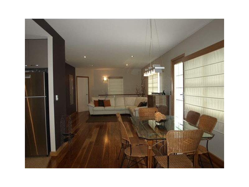262 Bennetts Road, Norman Park QLD 4170