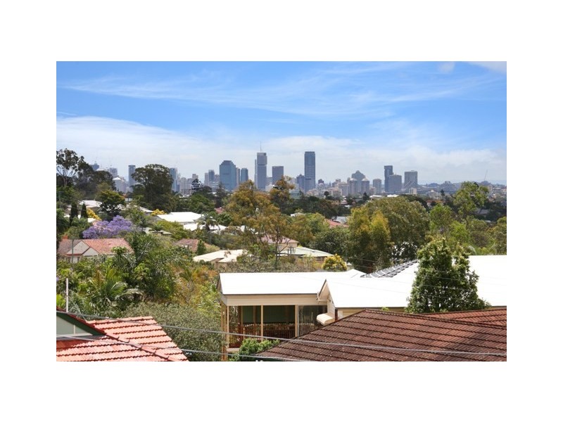 8 Meteor Street, Coorparoo QLD 4151