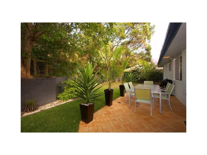 68 Lancaster Street, Coorparoo QLD 4151