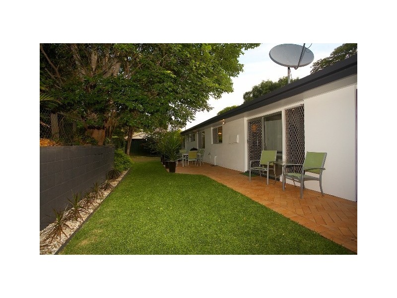 68 Lancaster Street, Coorparoo QLD 4151