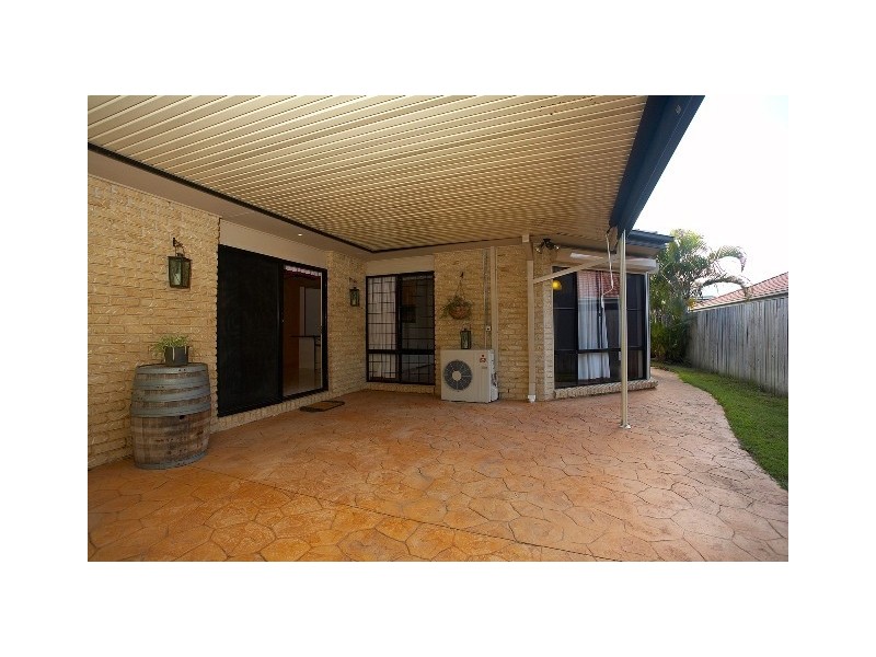 72 Silky Oak Crescent, Carindale QLD 4152