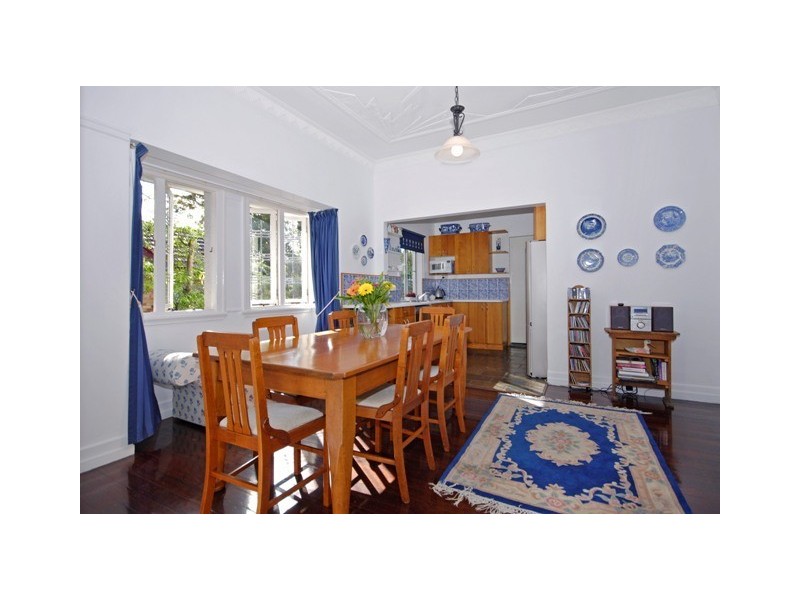 37 Marshall Road, Holland Park West QLD 4121