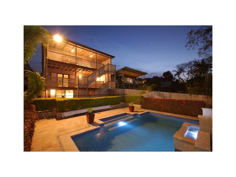 30 Illidge Street, Coorparoo QLD 4151