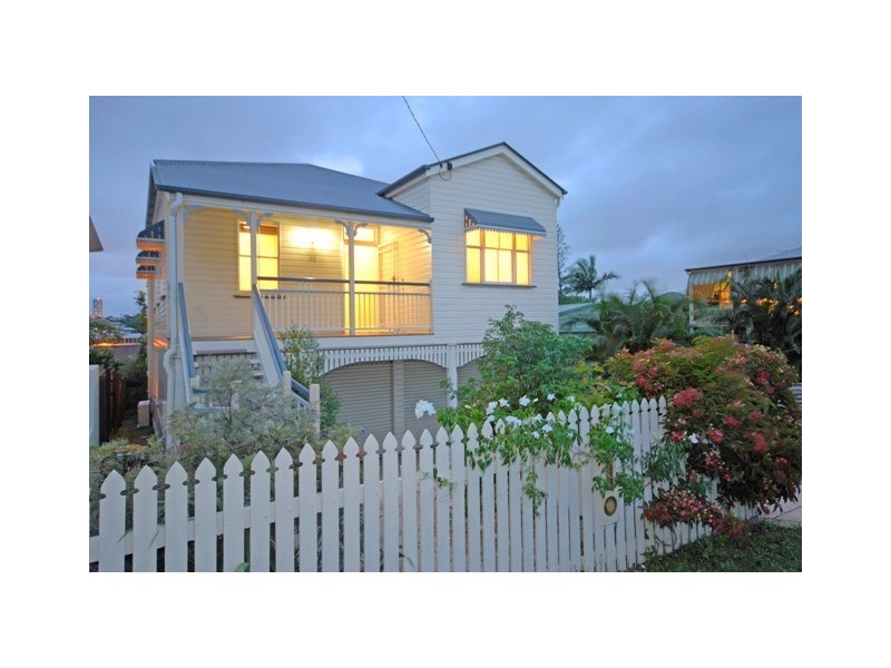 50 Ninth Avenue, Coorparoo QLD 4151