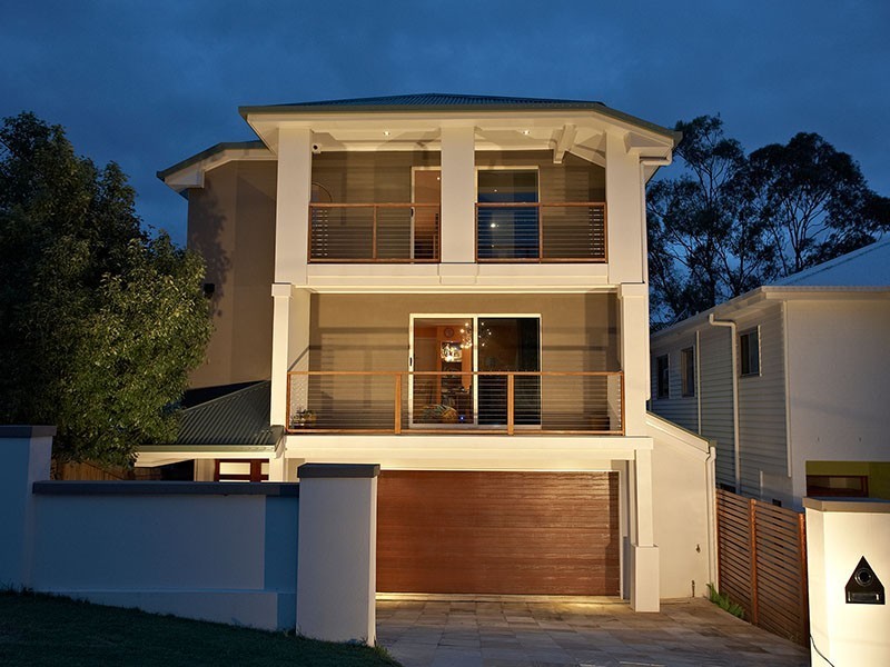 19 Garden Street, Greenslopes QLD 4120