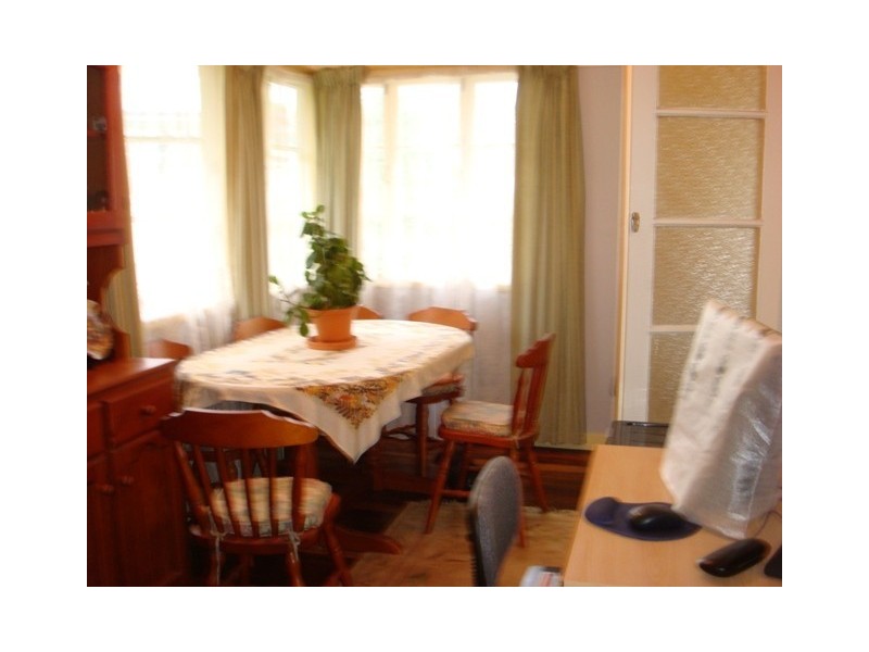 14 Diamond Street, Holland Park QLD 4121