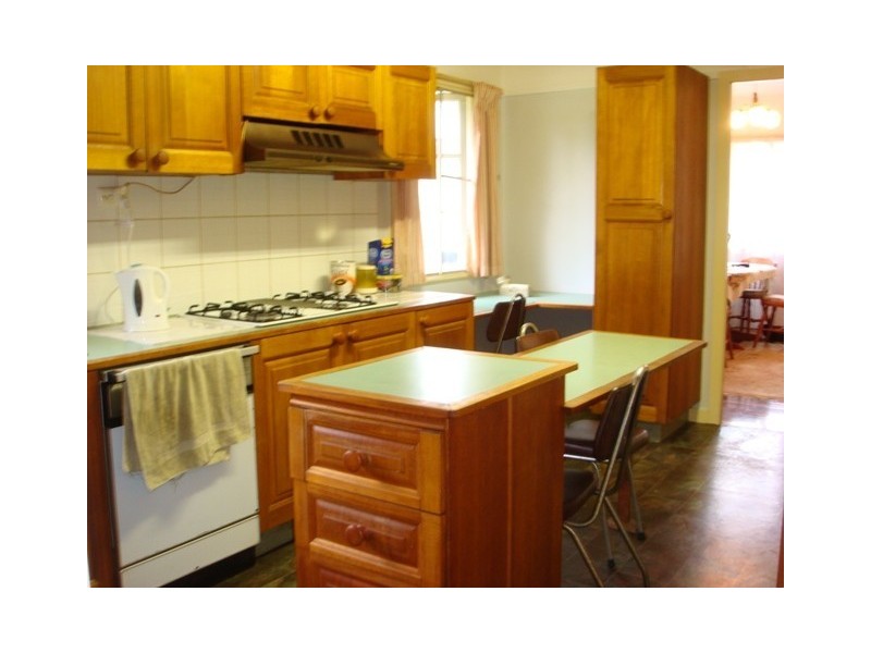 14 Diamond Street, Holland Park QLD 4121