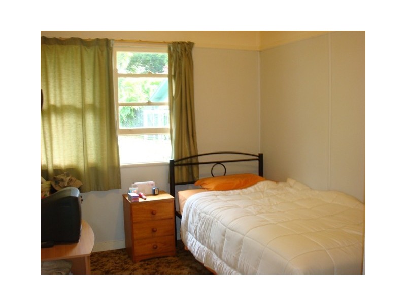 14 Diamond Street, Holland Park QLD 4121