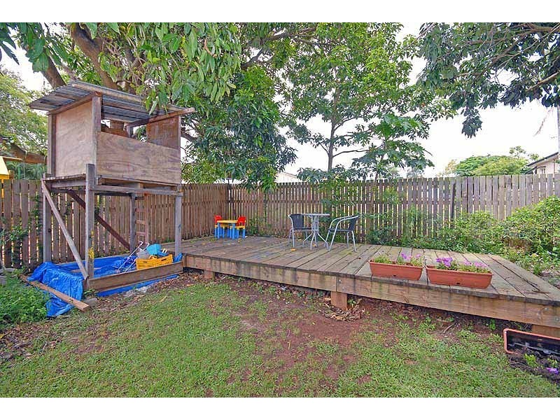 48 Stella Street, Holland Park QLD 4121