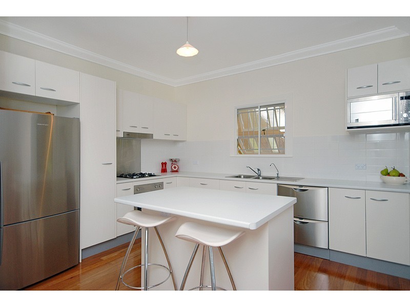 48 Stella Street, Holland Park QLD 4121