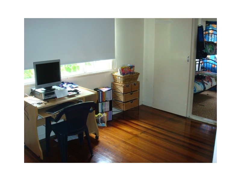 46 Dahlia Street, Cannon Hill QLD 4170