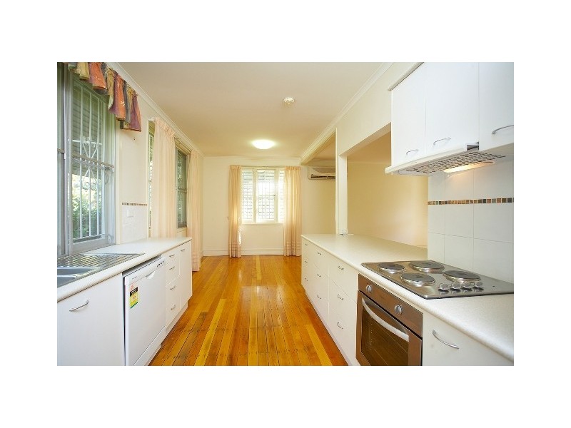 23 Perihelion Street, Coorparoo QLD 4151