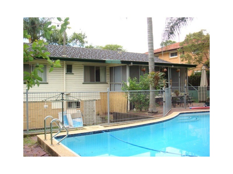 45 Ferol Street, Coorparoo QLD 4151