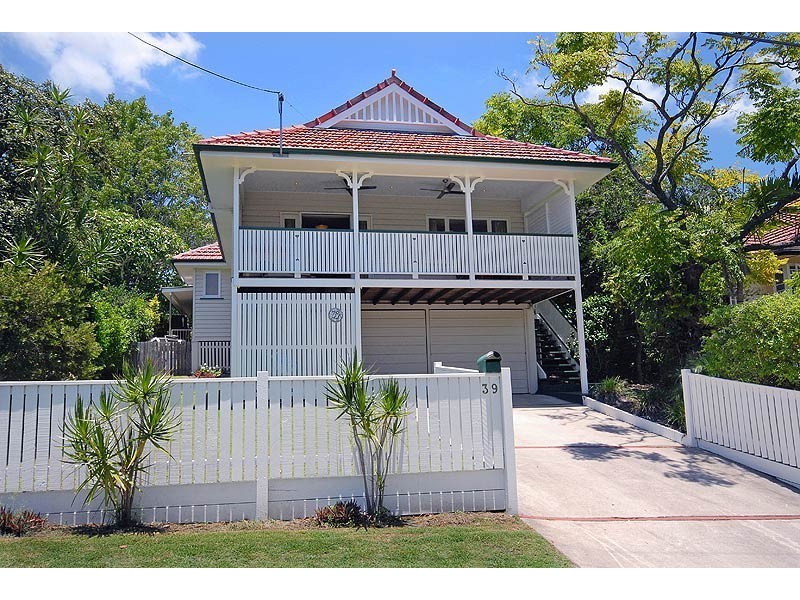 39 Walker Street, Coorparoo QLD 4151