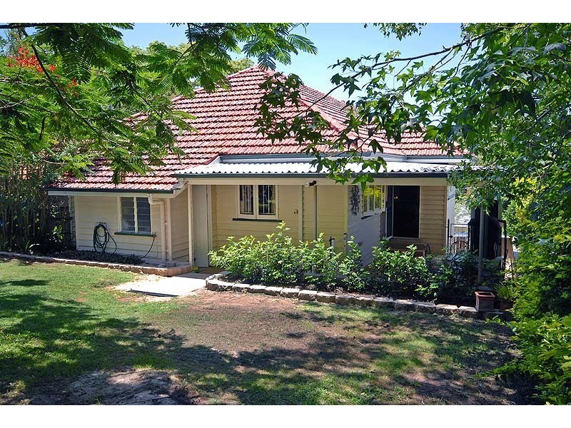 39 Walker Street, Coorparoo QLD 4151