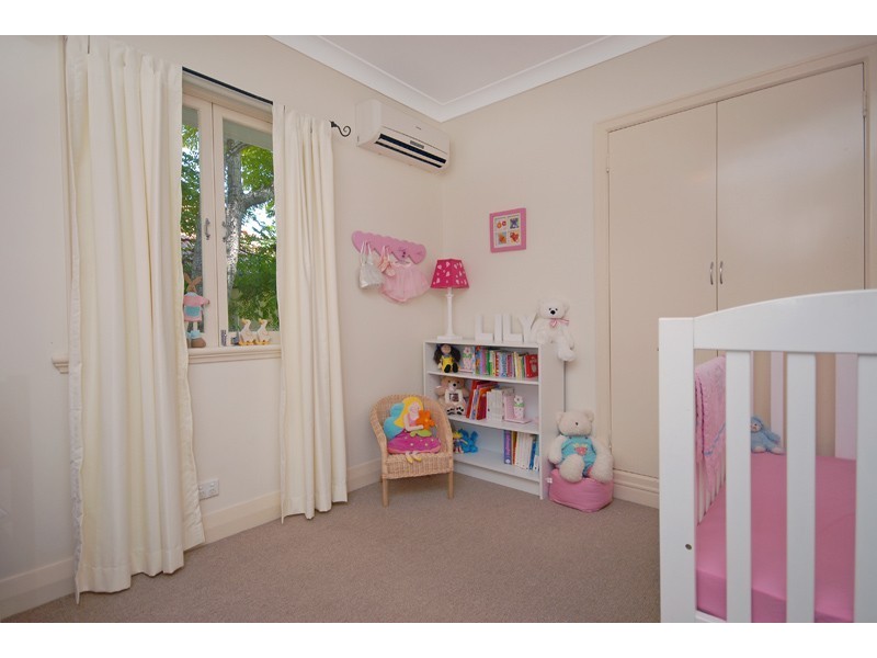 39 Walker Street, Coorparoo QLD 4151