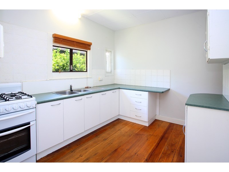 25 Halland Terrace, Camp Hill QLD 4152