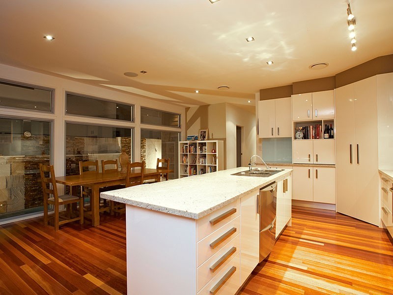 105 Strong Avenue, Graceville QLD 4075