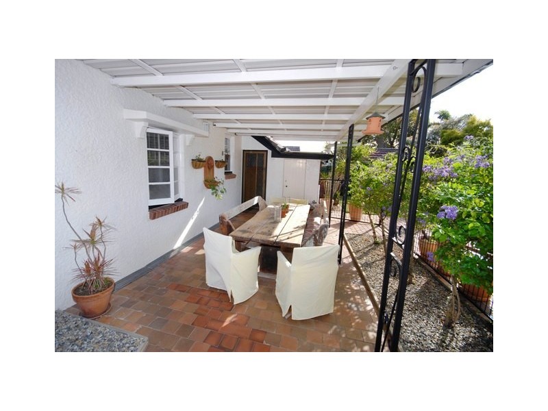 37 Marshall Road, Holland Park West QLD 4121