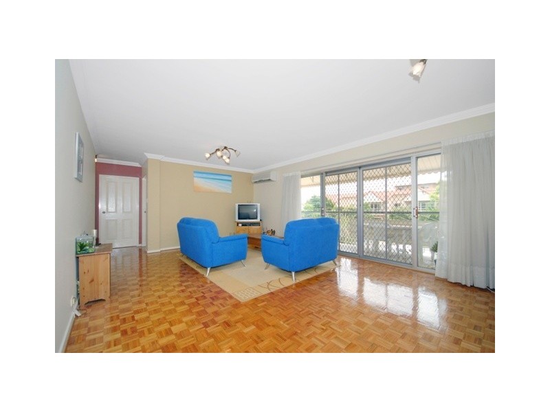 2/37 Rialto Street, Coorparoo QLD 4151