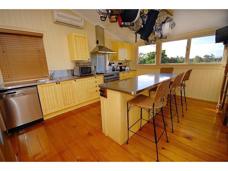 1194 Stanley Street East, Coorparoo QLD 4151