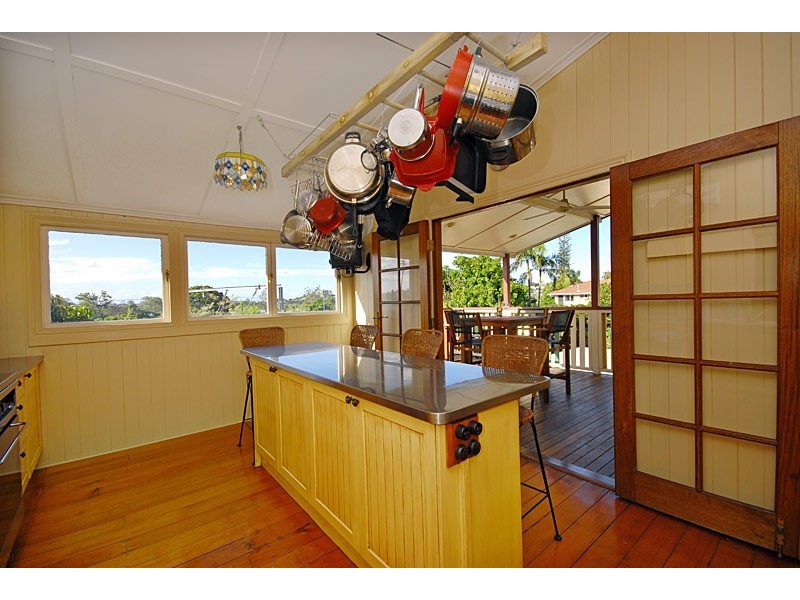 1194 Stanley Street East, Coorparoo QLD 4151