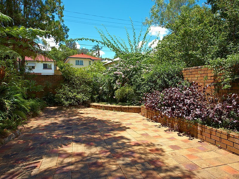 23 Wills Street, Coorparoo QLD 4151